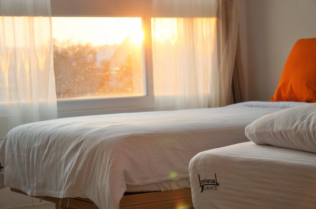 Imanuel Surfing B&B Hengchun Old Town Exterior foto